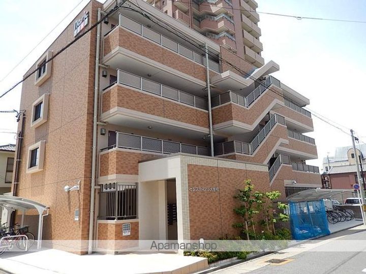 セレスティアル大曽根の外観