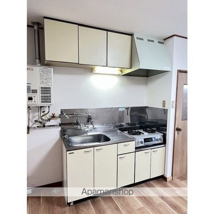 コーポラスグリーン101のキッチン