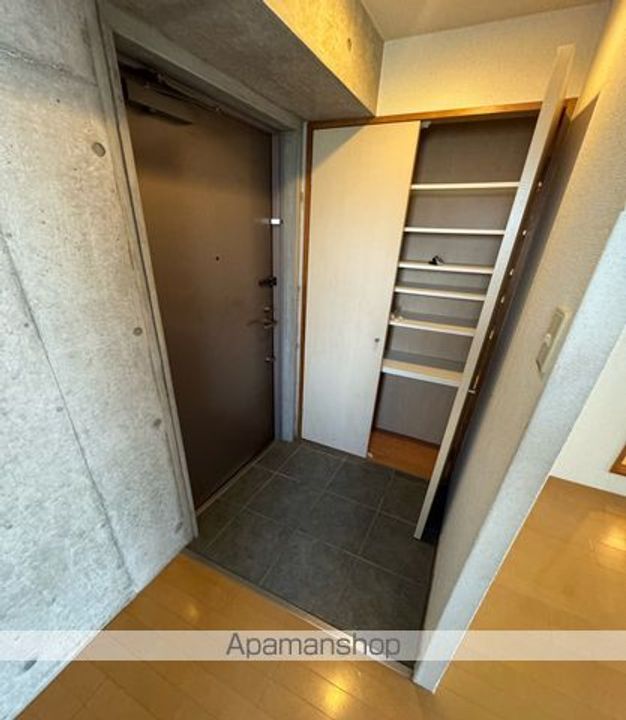 カシェット住吉の玄関