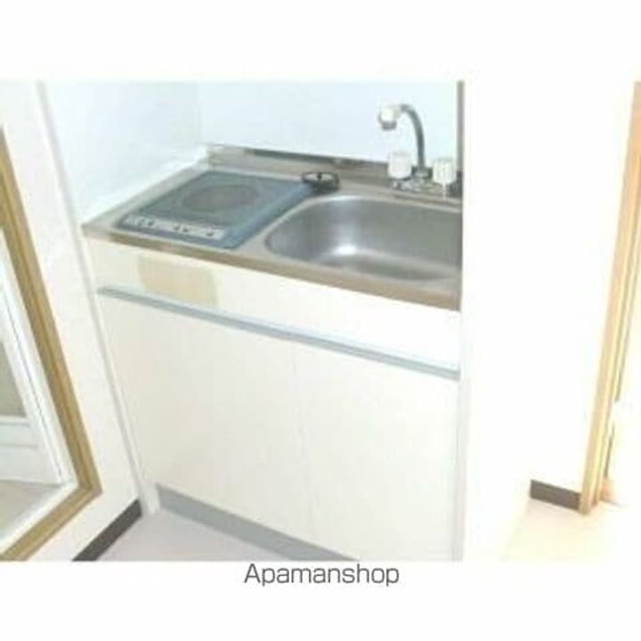 エクスランス月見坂のキッチン