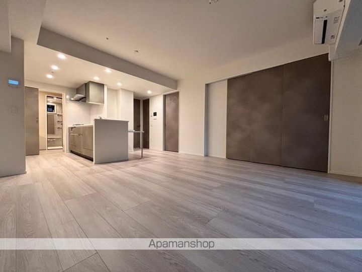 八王子レジデンスの居間