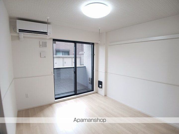 茨城県土浦市荒川沖西1丁目の賃貸アパートの居間