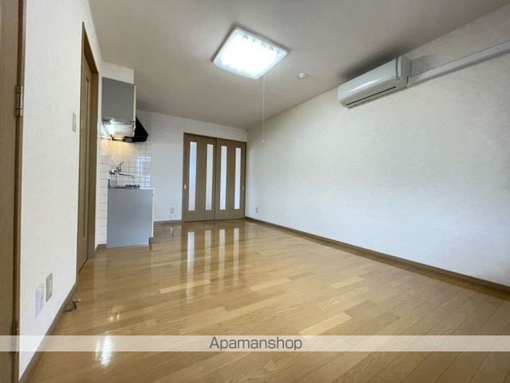 プラザ2000の内装