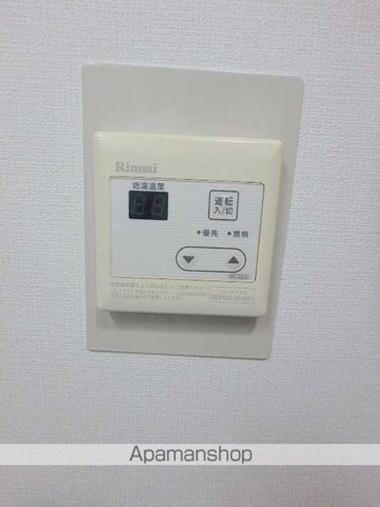 神奈川県川崎市宮前区南平台の賃貸マンションの内装