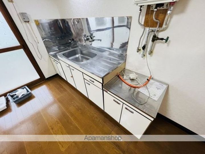 コーポ恵理(コーポエリ)10のキッチン