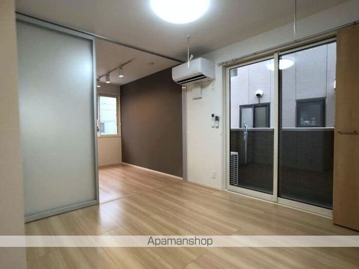 エスポアールの居間