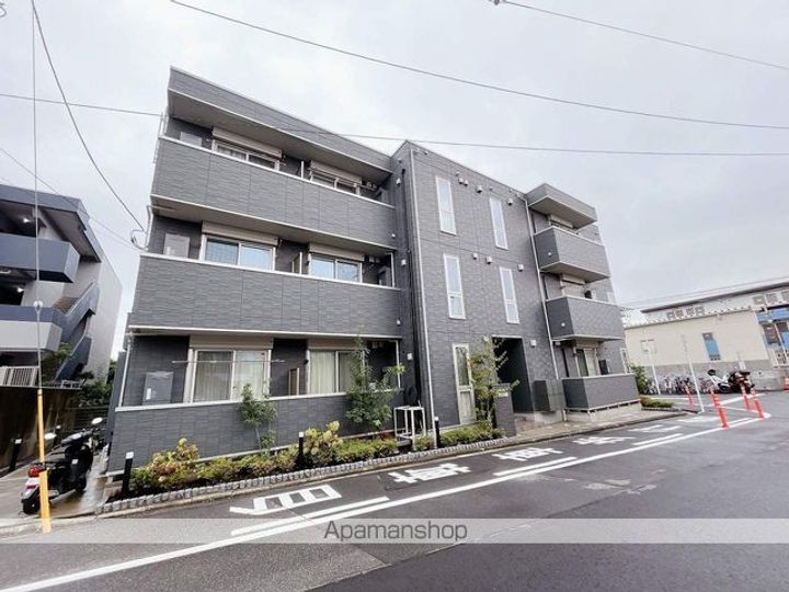 グランデュール春日の外観