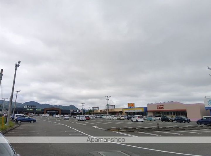 ルーヴパルクB101の周辺