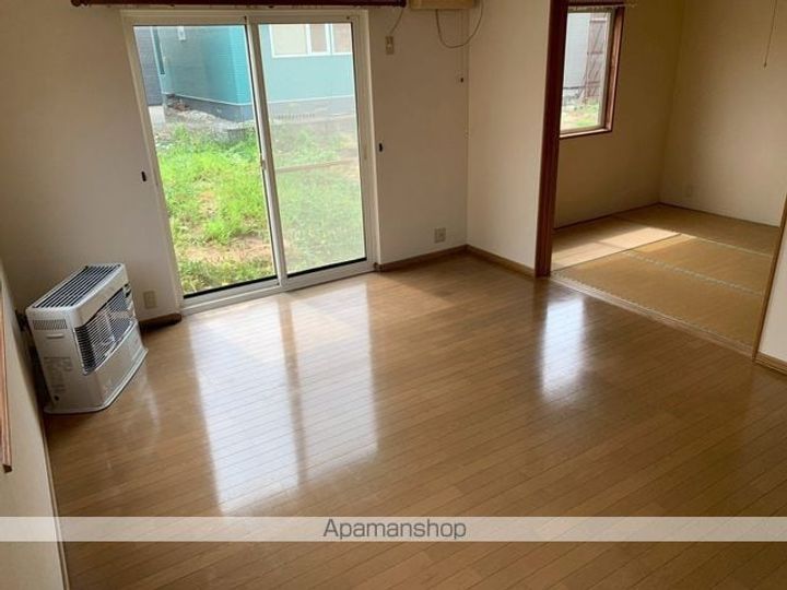 北海道帯広市西十七条南41丁目(一戸建)の賃貸物件戸建ての居間