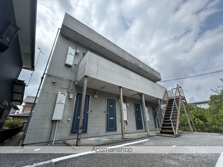 滋賀県蒲生郡日野町大字山本の賃貸アパートの外観