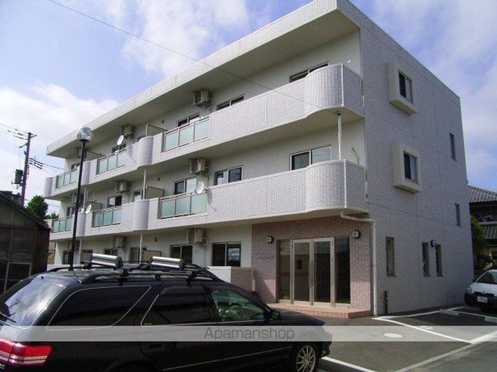 サバーブ・スクエアー101の外観