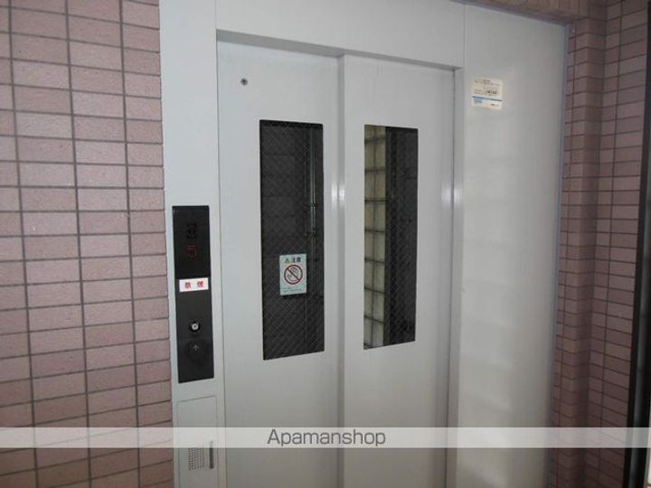 シャトゥルミエール405のその他画像