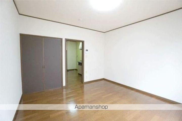 グレース草薙104の内装