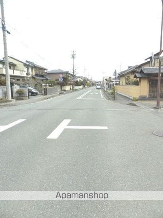 フェニックスST202の周辺