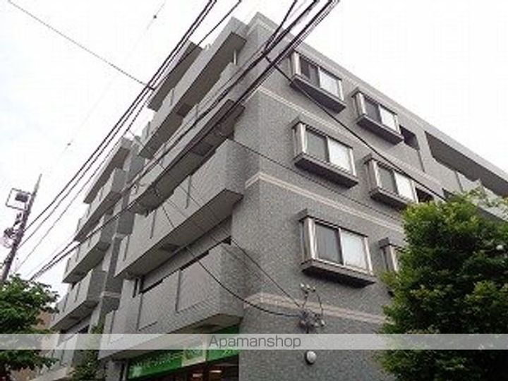 東京都世田谷区砧6丁目の賃貸マンションの外観