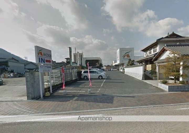 ファヴィリータCの周辺