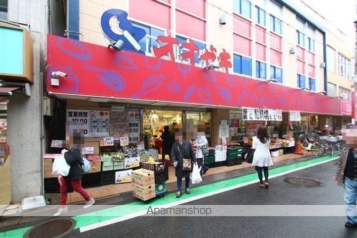 ウィステリア砧の周辺