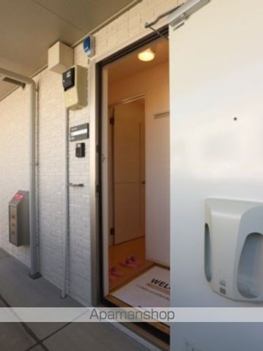 ヴァンテ KODAの玄関