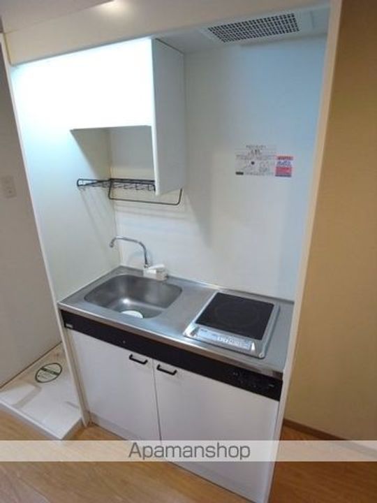 東京都新宿区下落合4丁目の賃貸マンションのキッチン