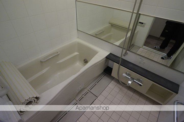 シティタワー四谷1402の風呂