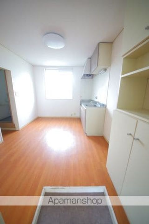 第三メゾンサエキの玄関