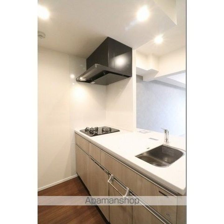 東京都練馬区中村3丁目の賃貸マンションのキッチン