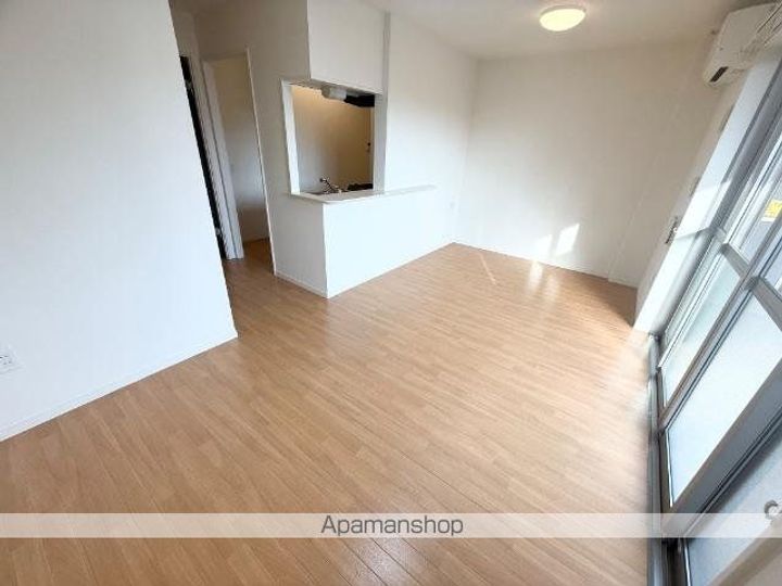 メルヴェールハイム102の居間