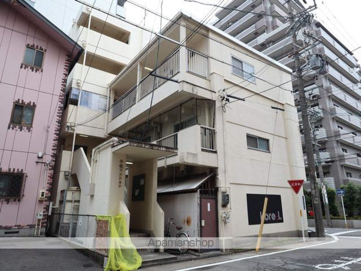 小塩マンション4Bの外観