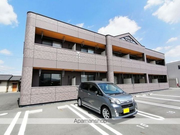 岡山県倉敷市新田の賃貸アパートの外観