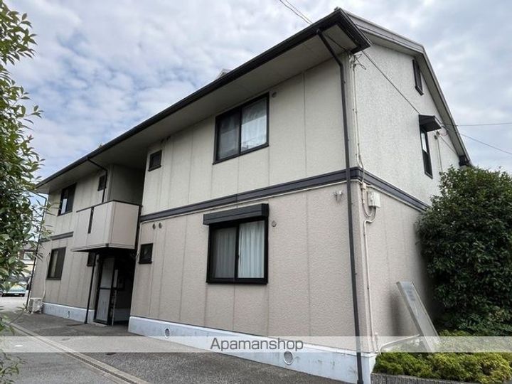 滋賀県彦根市東沼波町の賃貸アパートの外観