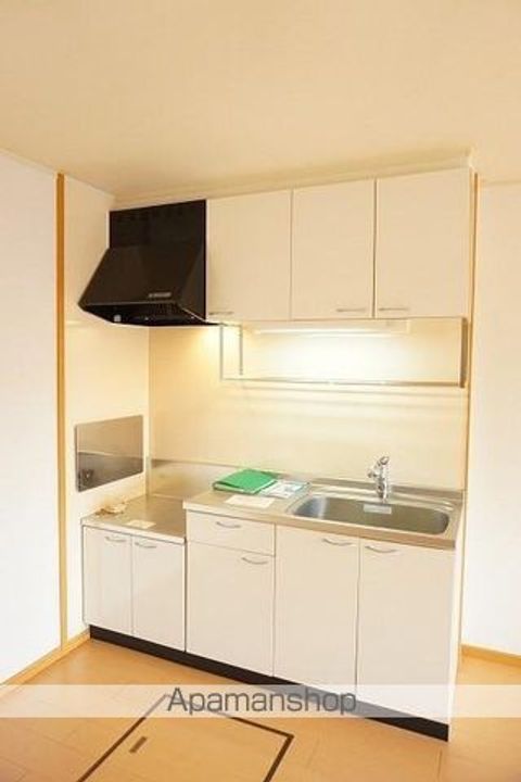 香川県高松市鶴市町の賃貸アパートのキッチン