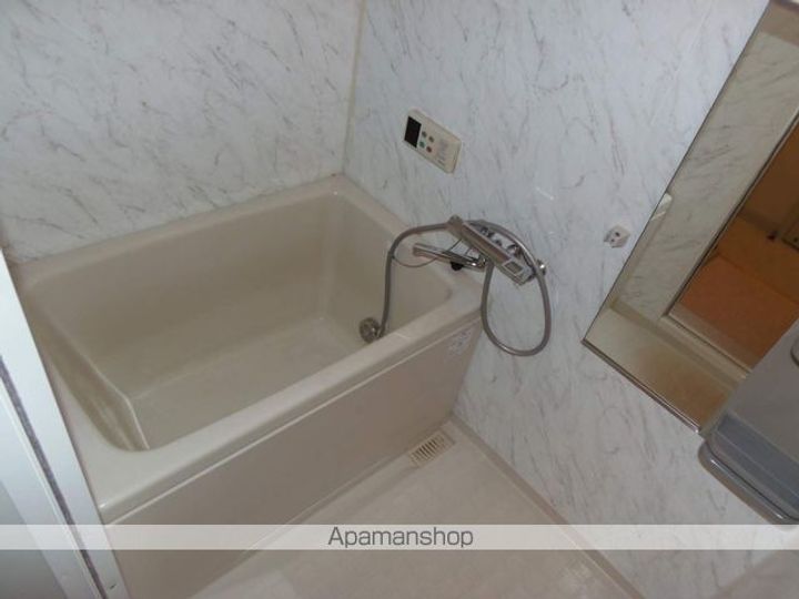 ピアチェーレの風呂