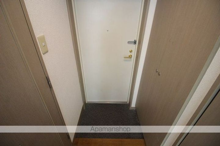 アルデール柳川418の玄関