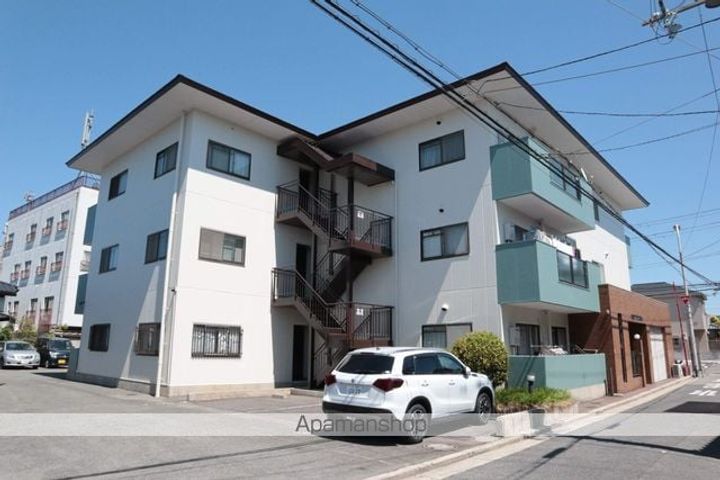 クロップ・ウエスタミの外観