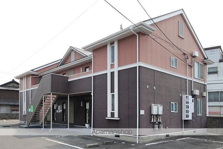 香川県高松市松並町の賃貸アパートの外観
