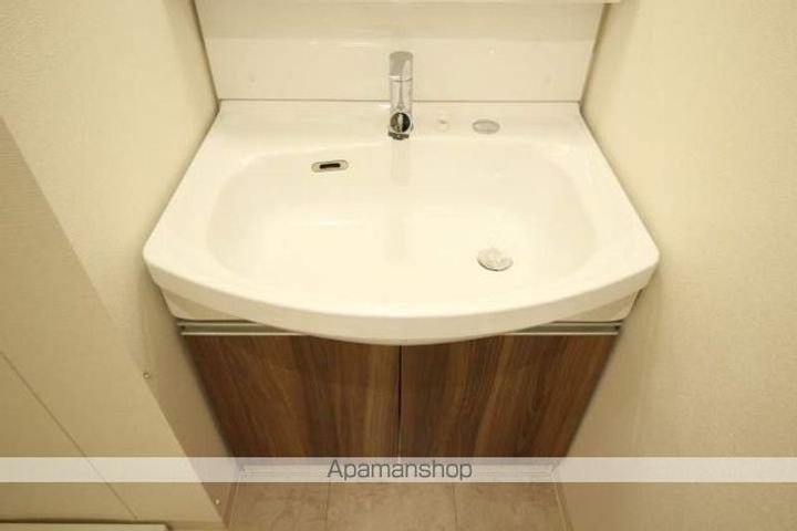 岡山県岡山市北区清輝橋1丁目の賃貸マンションの内装