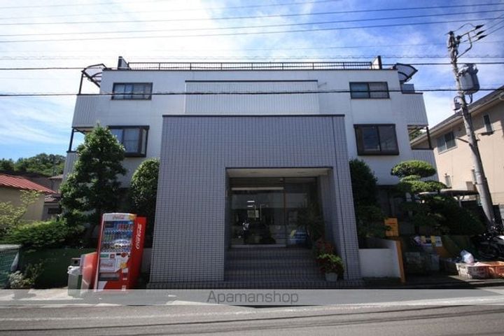 ジュネス鹿島208の外観