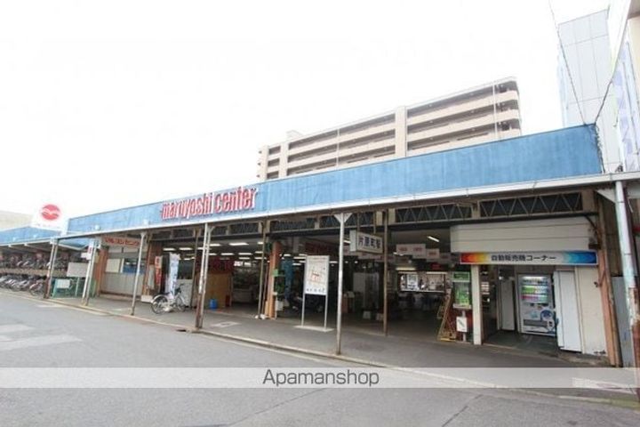 アルファステイツライオン館の周辺
