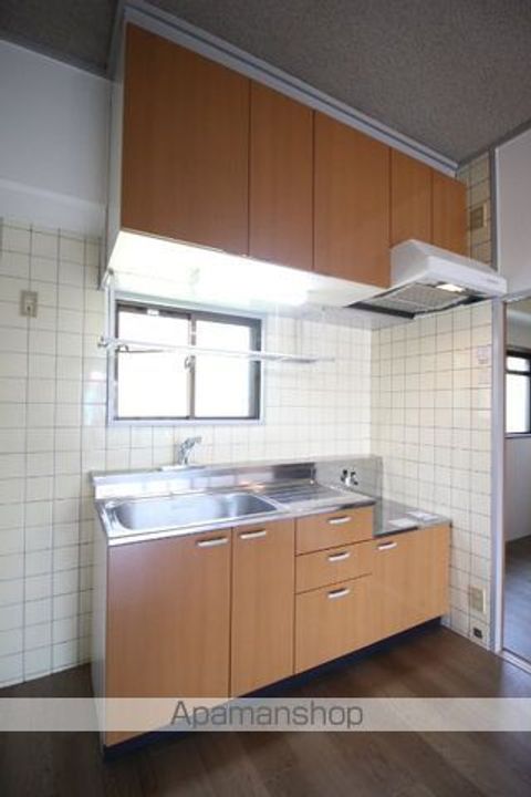 岡山県岡山市北区下中野の賃貸マンションのキッチン