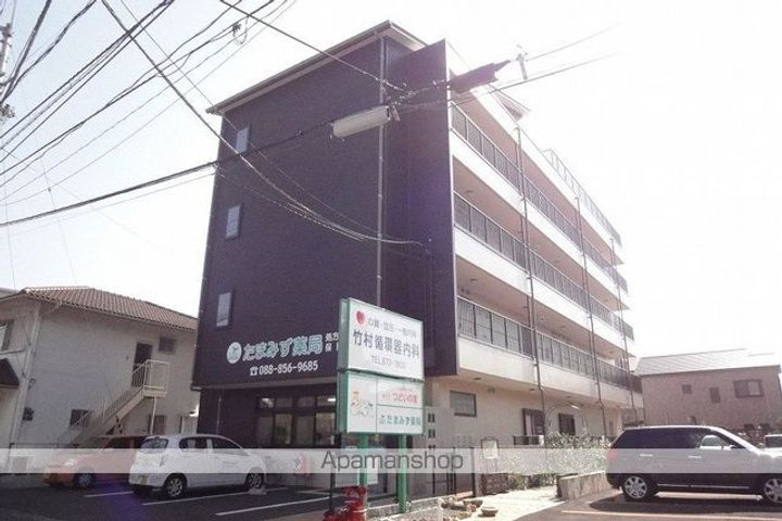 高知県高知市玉水町の賃貸マンションの外観
