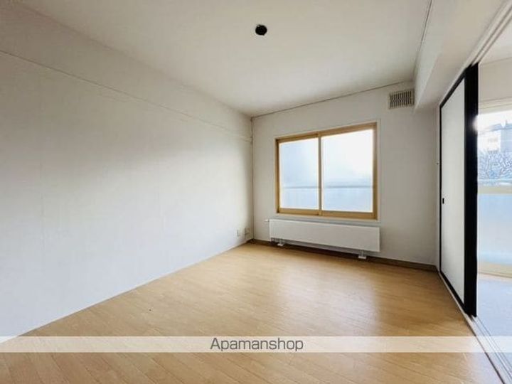 ヴィラナリー函館3号棟(ヴィラナリーハコダテサンゴウトウ)101の内装