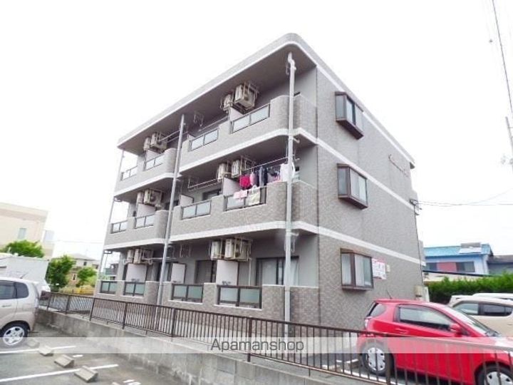 静岡県浜松市中央区初生町の賃貸マンションの外観