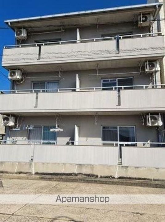 瀬戸海マンション102の外観