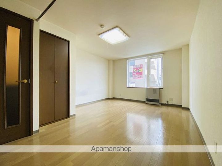 メゾンドフラッシュ五稜郭の居間