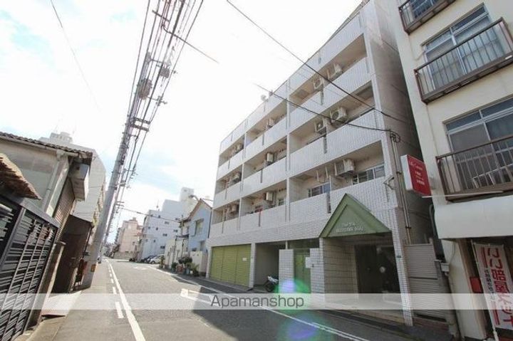 香川県高松市藤塚町1丁目の賃貸マンションの外観