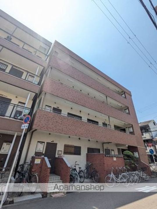 成育グリーンハイツ301の外観