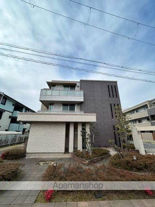 グランドメゾンなかもずの外観