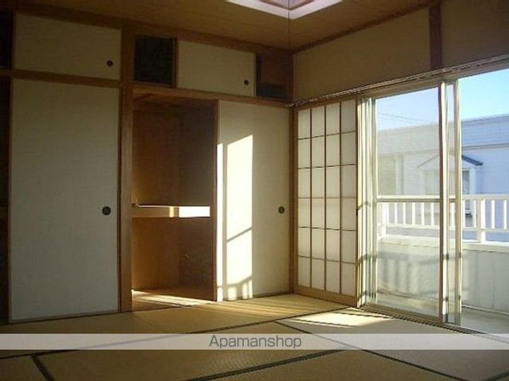 第1エミネンス作町131の居間