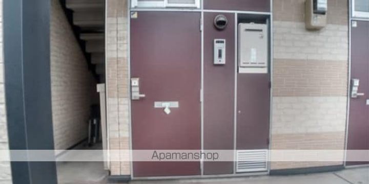 レオパレスフォレスト Uの居間