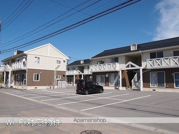 フレグランスカサイB棟201の外観